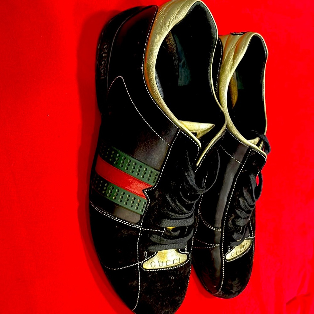 Gucci tennis shoes used them maybe 5 times